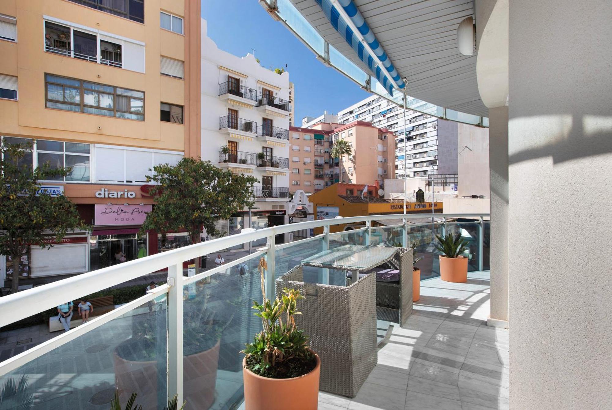 Plata Plaza Apartment Торемолинос Екстериор снимка