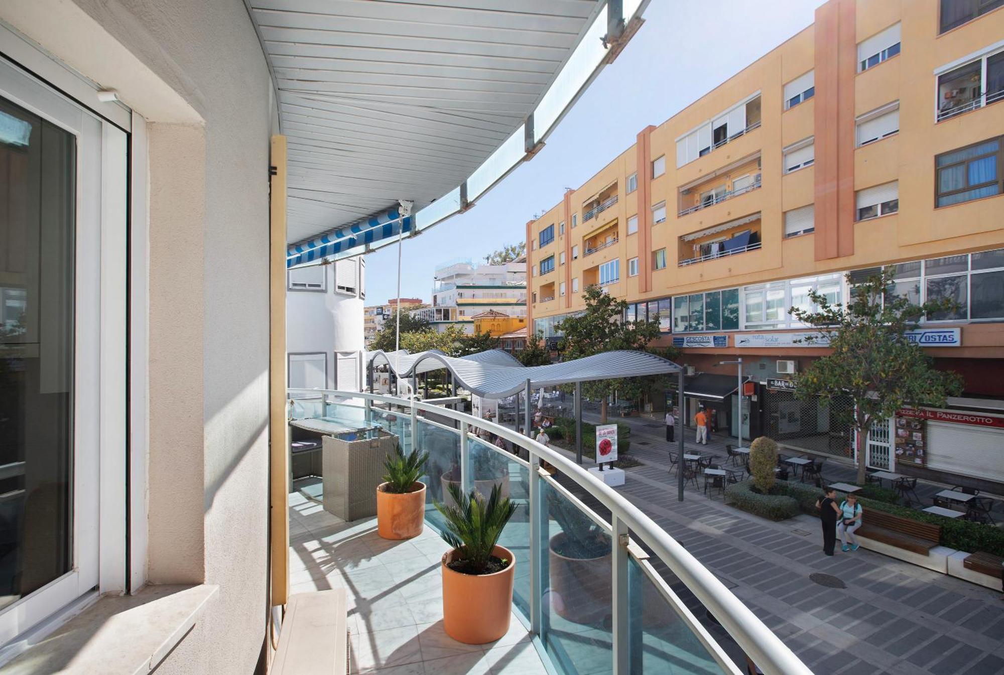 Plata Plaza Apartment Торемолинос Екстериор снимка